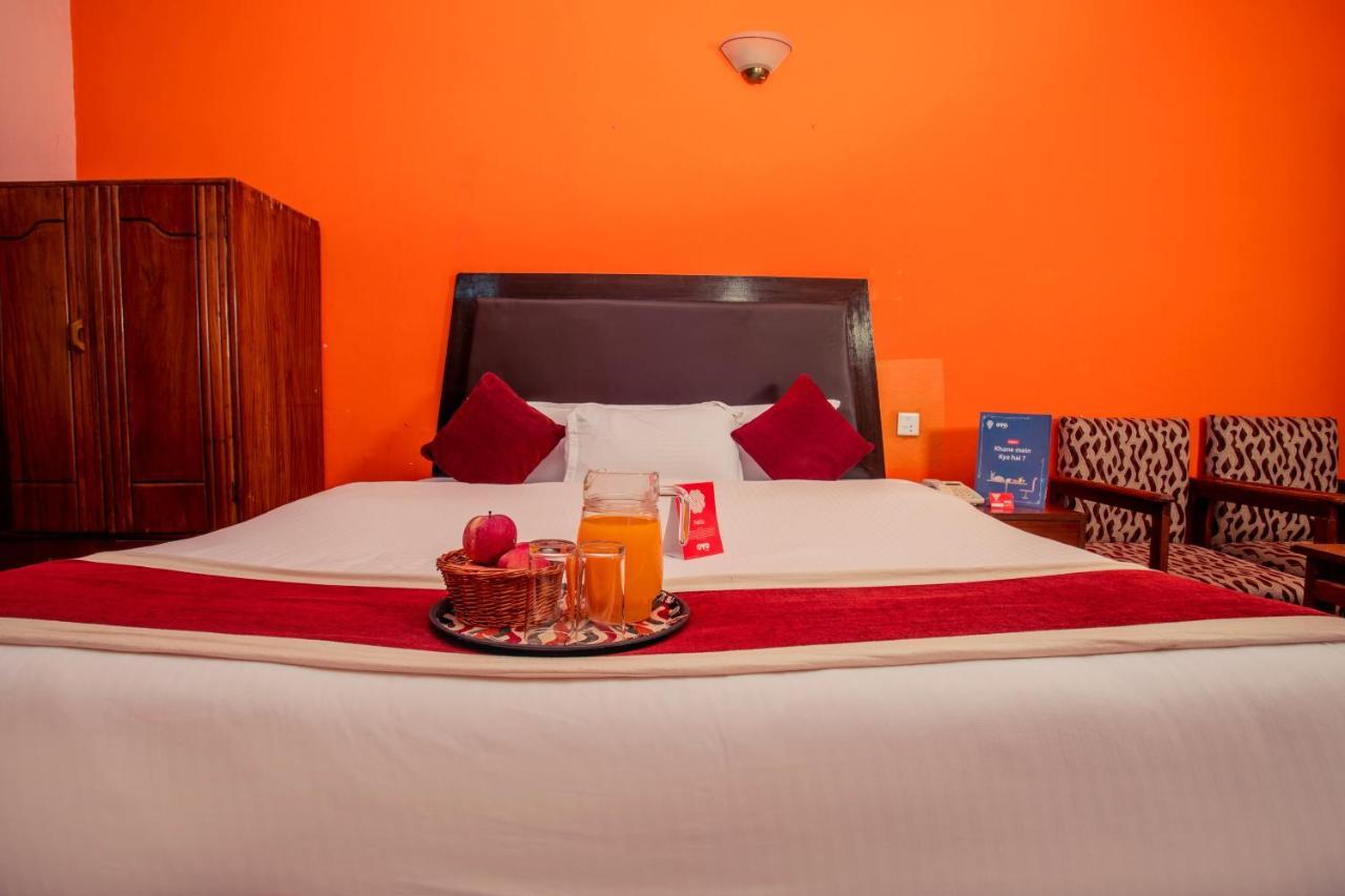 Hotel Snowland Pokhara Bagian luar foto
