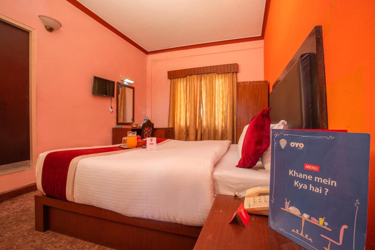Hotel Snowland Pokhara Bagian luar foto