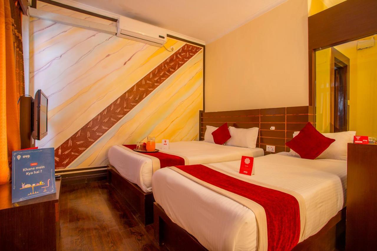 Hotel Snowland Pokhara Bagian luar foto