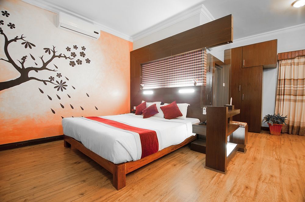 Hotel Snowland Pokhara Bagian luar foto
