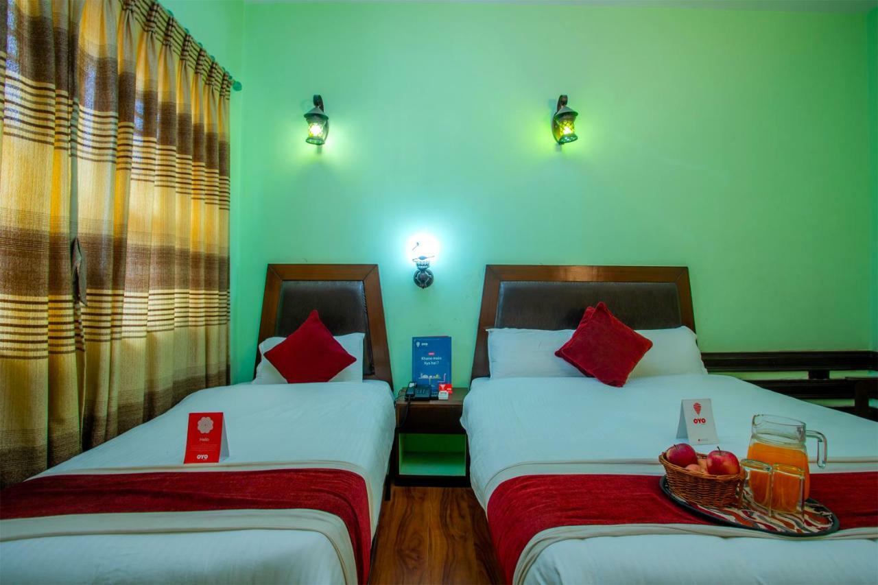 Hotel Snowland Pokhara Bagian luar foto