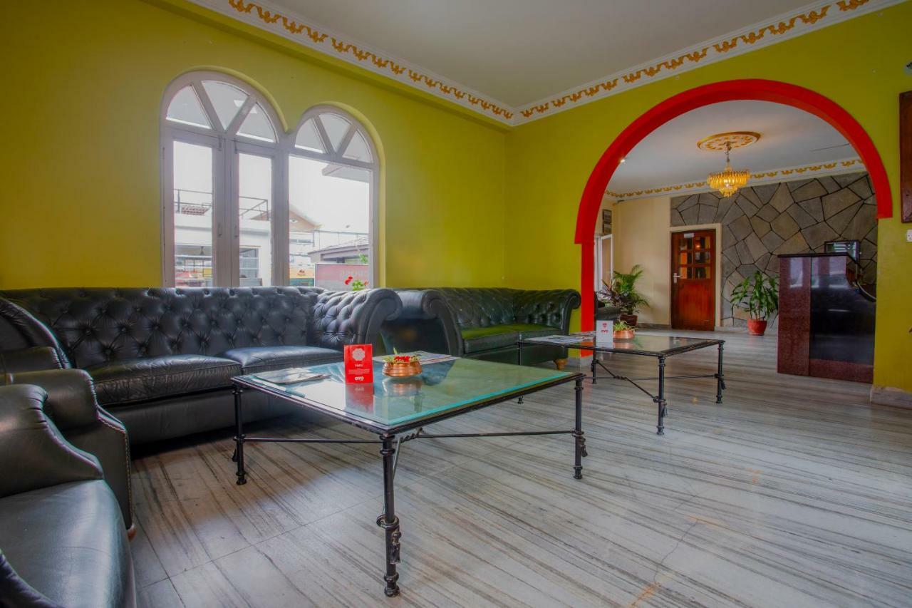 Hotel Snowland Pokhara Bagian luar foto
