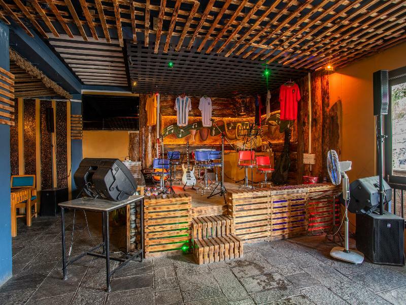 Hotel Snowland Pokhara Bagian luar foto