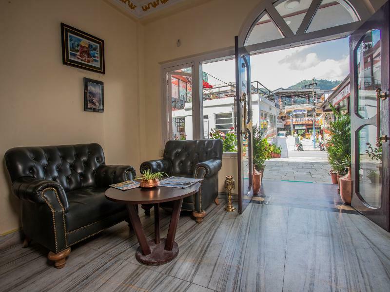 Hotel Snowland Pokhara Bagian luar foto