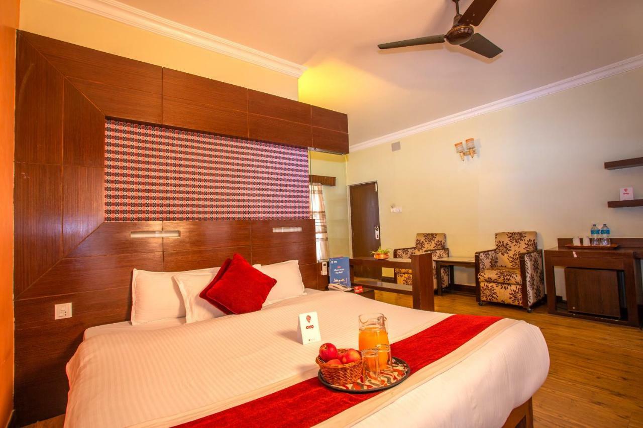 Hotel Snowland Pokhara Bagian luar foto