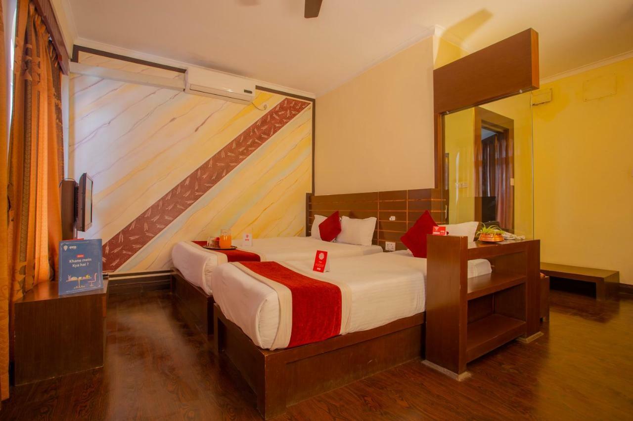 Hotel Snowland Pokhara Bagian luar foto